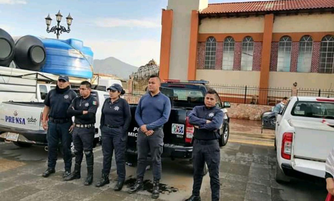 Michoacán: comuneros retienen 5 patrullas